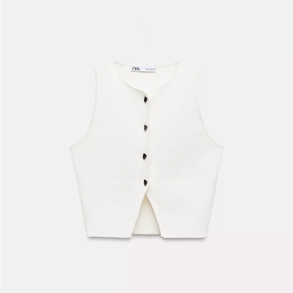 Zara Brand New with Tags Ivory Buttoned Knit Crop Vest